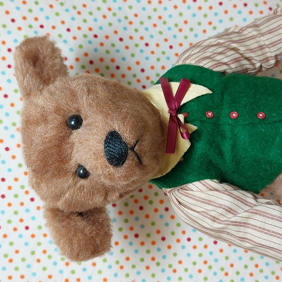 BearlyThere Inc. Christmas Collectable Bear - Picture 2 of 9